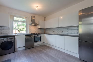 5 bed house, Miskin Street, Plasnewydd, Cardiff, CF244AQ - Image 1